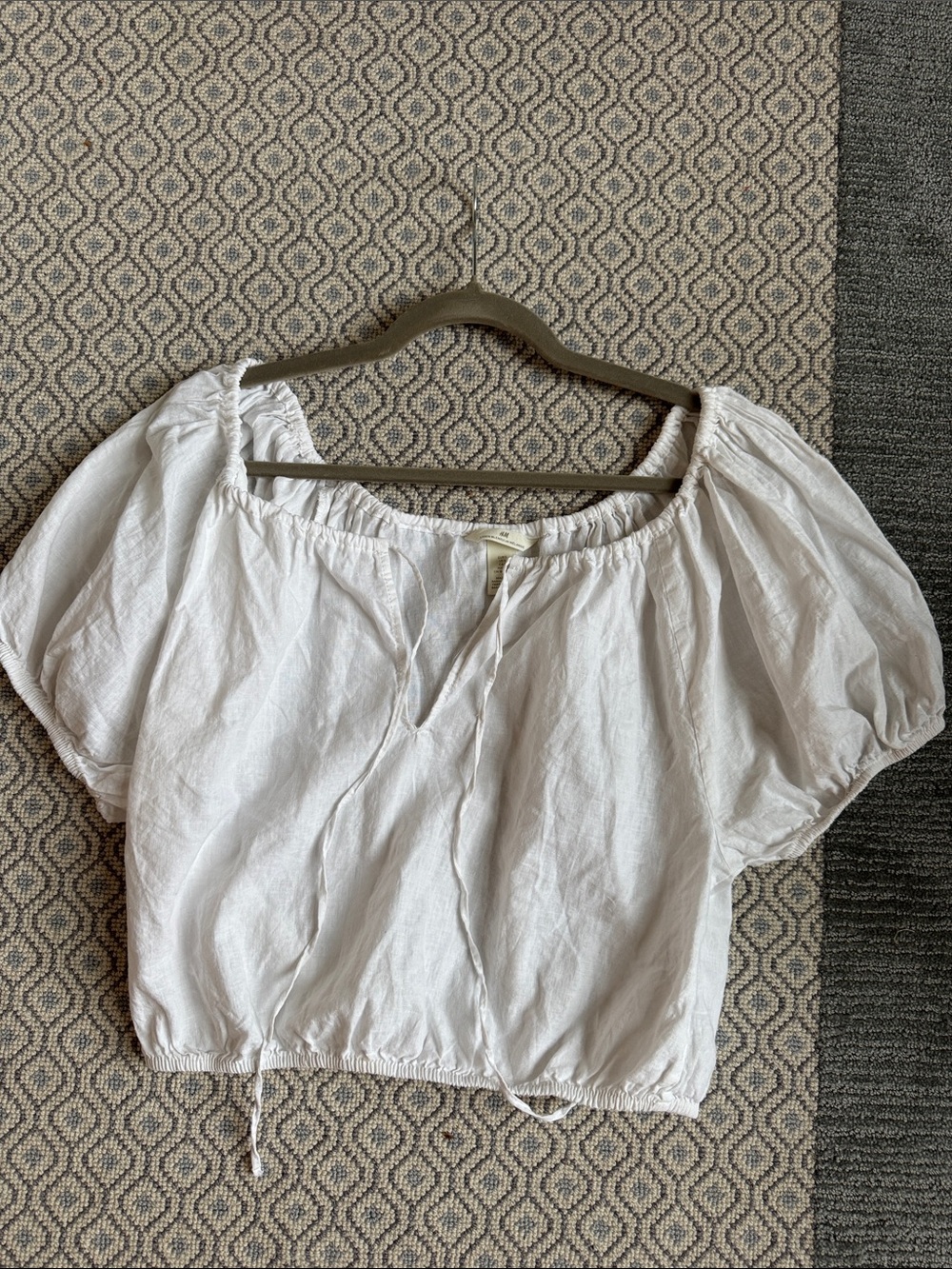H&M White Linen Puff-Sleeve Peasant Cropped-Top with Tie Front